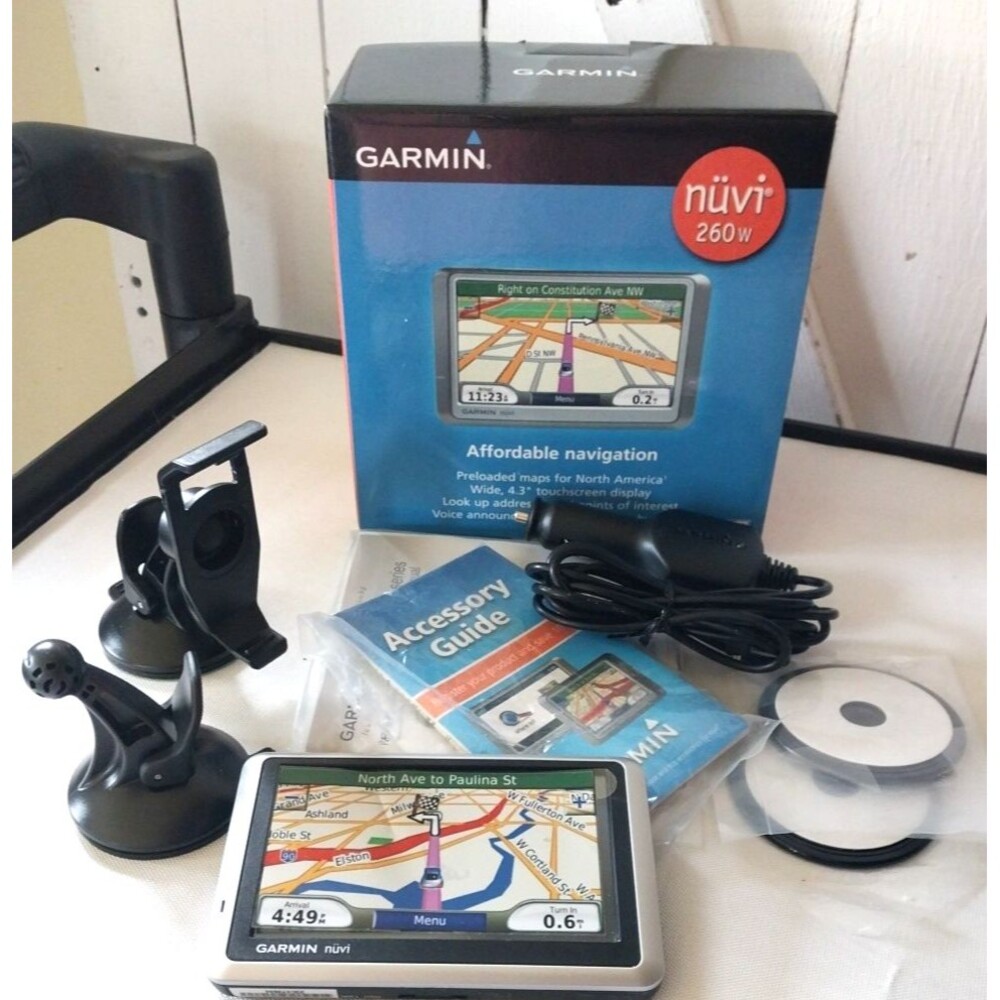 Garmin nuvi 260W GPS Navigation System 4.3in Touchscreen unused